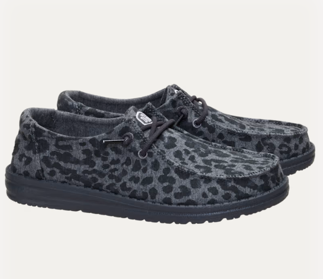 Sneakers | Classic + Titan